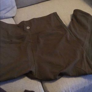 Lululemon crop leggings